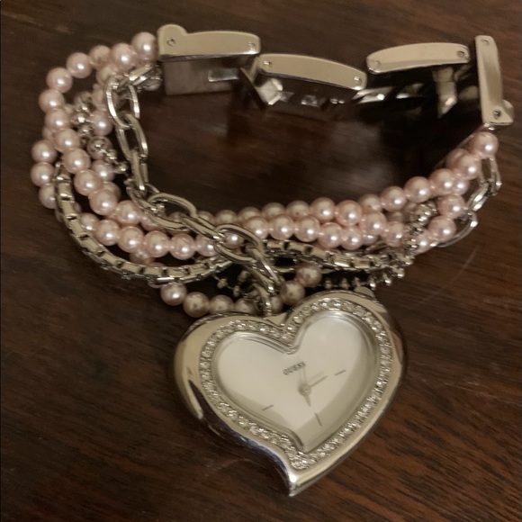 Beautiful Guess watch